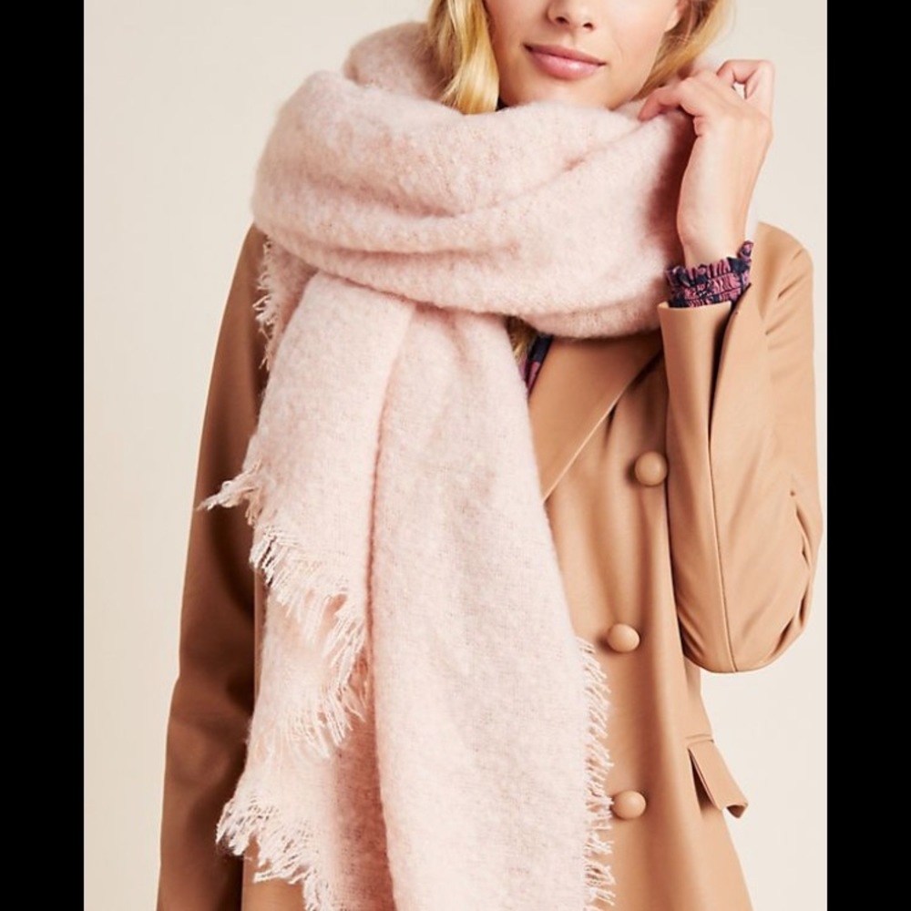 By Anthropologie Carraway Boucle Fringed Scarf